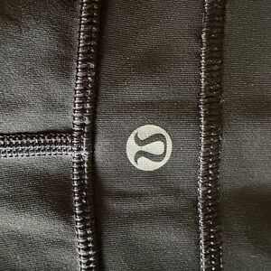 Lululemon bike shorts, 3 in, sz 4.